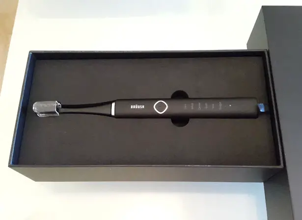 Bruush Electric Toothbrush Hands-on Review