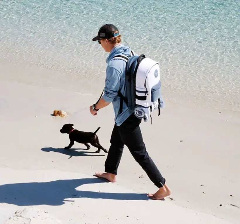 Bum Ruk - Backpack with Recliner for Beach Bums