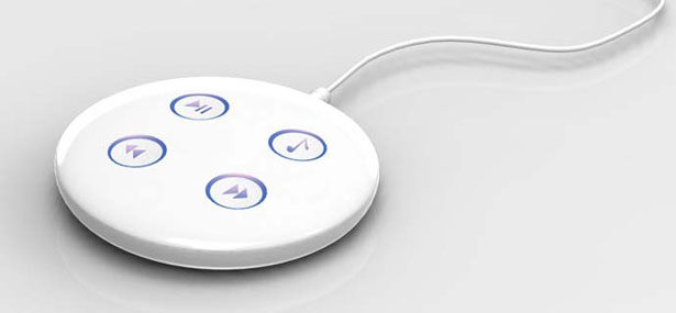 Button MP3 Player by Yuan Xiao, Wu Jia, Wang Junmiao, Pan Dai and He Shushu