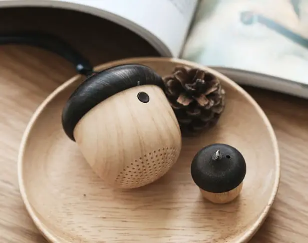 Chestnut Bluetooth Mini Speaker