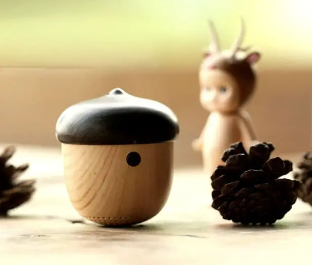 Chestnut Bluetooth Mini Speaker