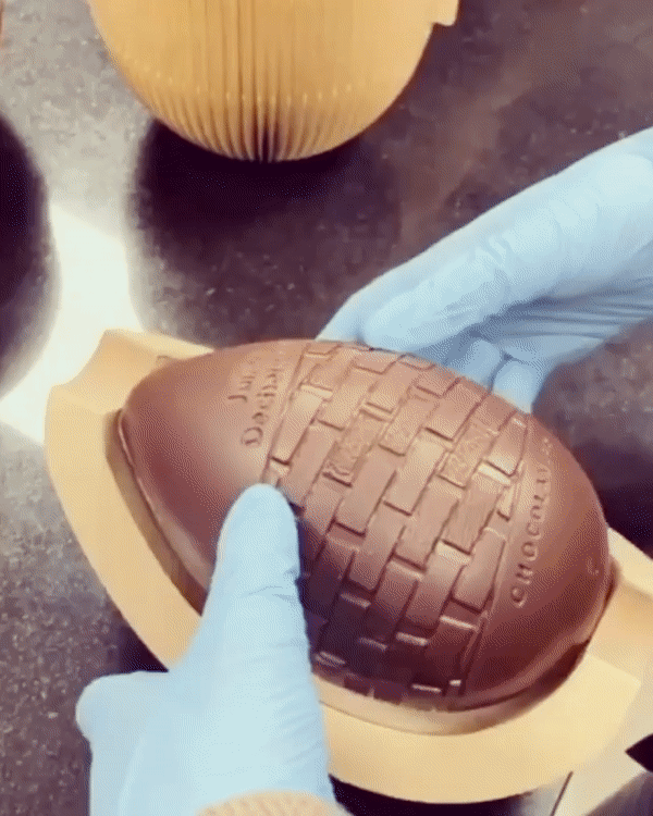 Chocolate Easter Egg Packaging Design for Julien Dechenaud Chocolatier