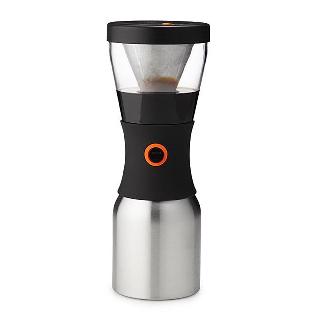 Always On-The-Go? Here's Cold Brew Coffee Maker and Carafe In One