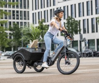 CUBE Concept Dynamic Cargo inspired by BMW – a Three-Wheeled Electric Cargo Bike with Innovative Attachments