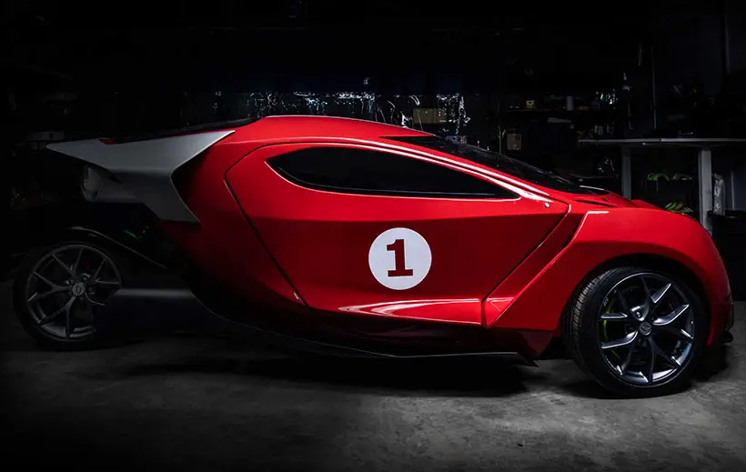 Daymak Spiritus Three-Wheel All Electric Vehicle Will Mine Cryptocurrency When Parked