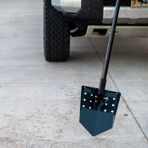 Delta Collapsible Heavy-Duty Shovel by DMOS Collective