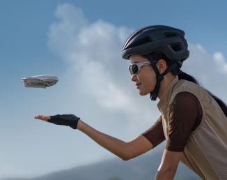 DJI NEO Offers Palm-Sized Drone for Vlogs