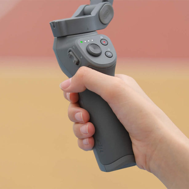 DJI Releases DJI Osmo Mobile 3, Foldable Gimbal for Smartphones