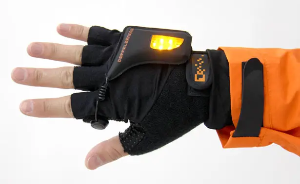 LED Turn Signal Gloves for Both Cyclists and Motorists