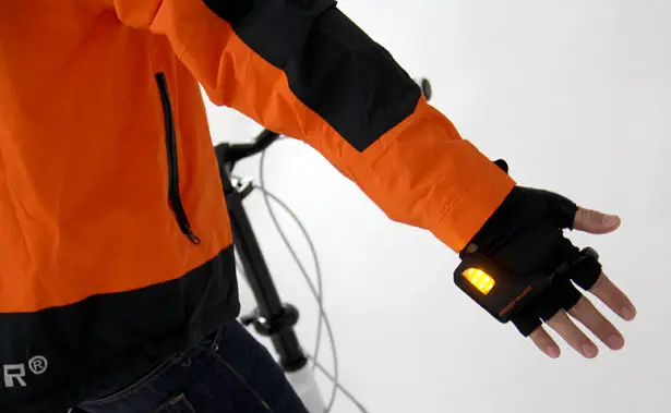 LED Turn Signal Gloves for Both Cyclists and Motorists