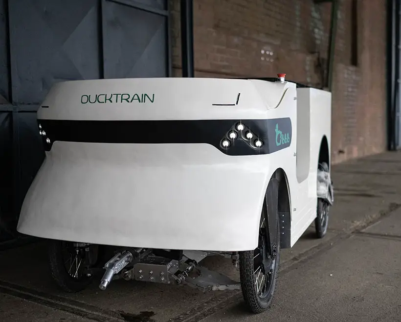 Ducktrain Electric, Automated Logistic Vehicle for Future Urban Last