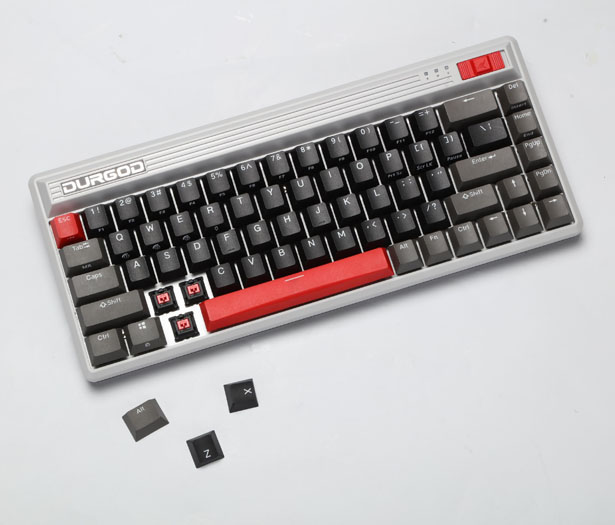 Durgod Fusion Mechanical Keyboard to Celebrate The Classic 80's Design
