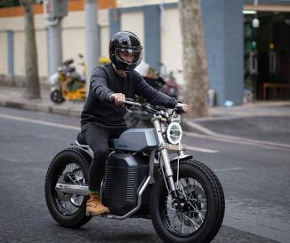 eScrambler Offers Refreshing Take on Classic Tracker Motorcycles