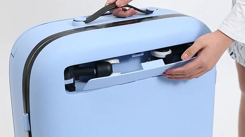 Easy Journey Suitcase Comes with Stroller Feature for Traveling with a Baby