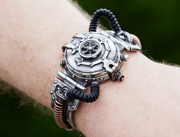 EER Steam-Powered Entropy Watch - a Pocket Watch for Your Wrist