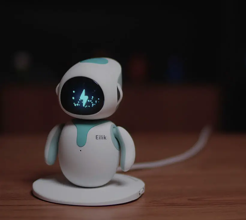 Eilik Little Companion Robot