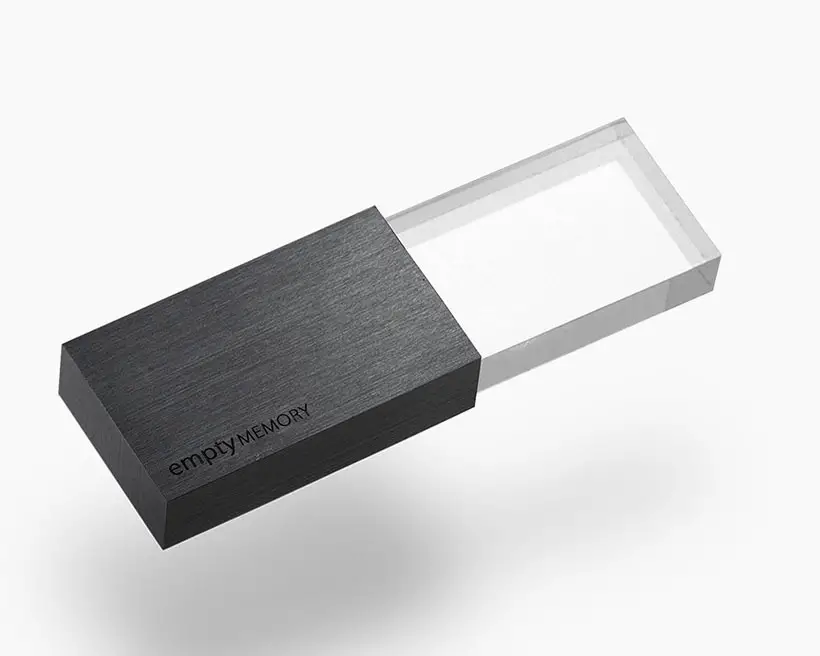 Empty Memory Transparency USB Stick