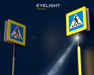 EyeLight Street Pole Prevents Accidents at Pedestrian Crossings