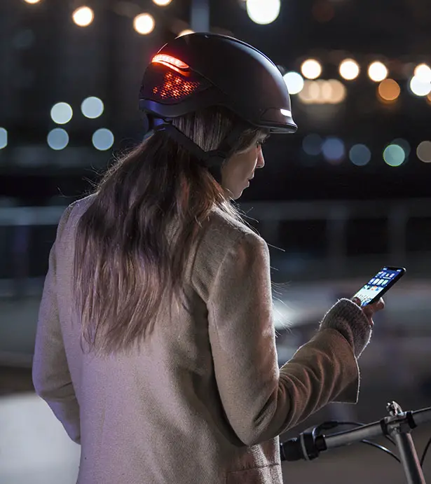 FARO Stylish Smart Urban Helmet by Unit 1