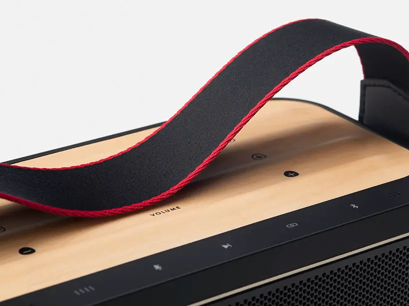 Fender Riff 2-in-1 Bluetooth Speaker and Amplifier by Ponti Design Studio