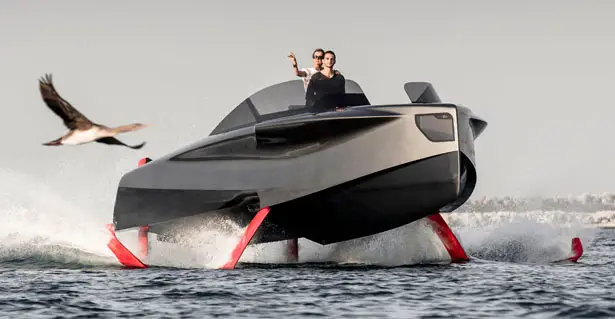 Foiler Flying Yacht