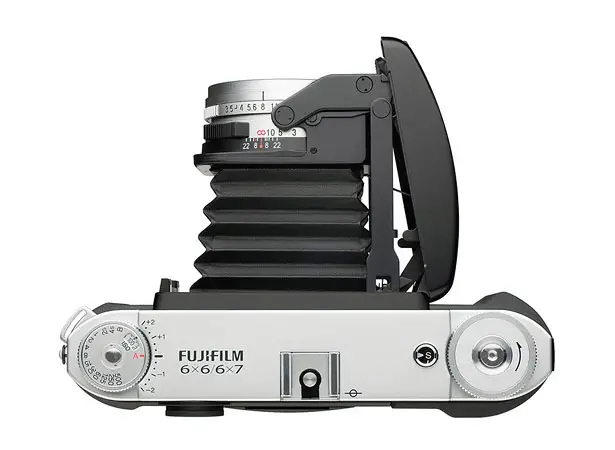 Fujifilm GF670 Rangefinder Folding Camera is A Compact Rangefinder Camera