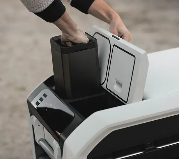 Furrion’s eRove Cooler with Solar Charging System