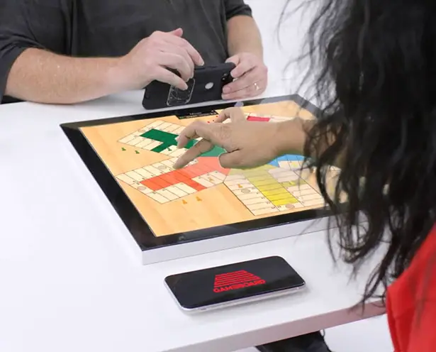 LastGameBoard - The Future of Tabletop Gaming System Allows You to Play Any Gameboard
