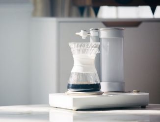 GEESAA Smart Pour-Over Coffee Maker with a Cool Turntable Design