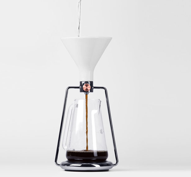 Gina Smart Coffee Instrument by Goat Story