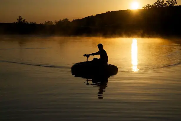 GoBoat : Personal, Highly Portable Watercraft