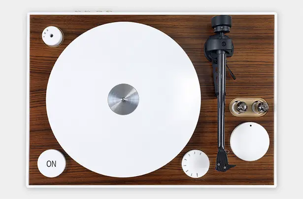 GPinto ON Plug and Play Turntable