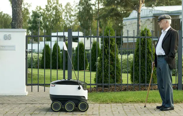 Small Cargo-Delivering Robot by Starship Technologies