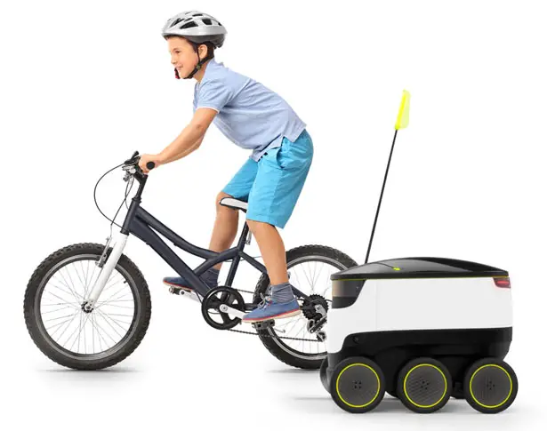 Small Cargo-Delivering Robot by Starship Technologies