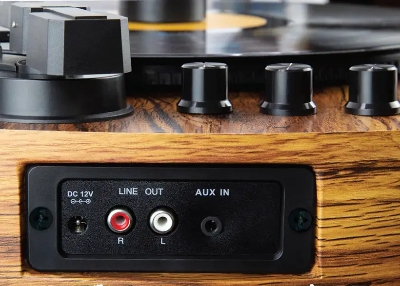The Guitar Lover's Vertical Turntable