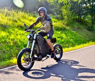 Gulas Pi1 Electric Bike Combines Bike’s Interface with Motorcycle Power