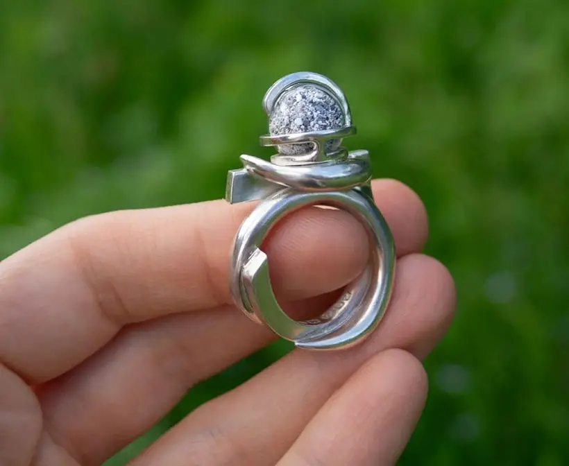 H2ERǴ Phyona Ring by Plants