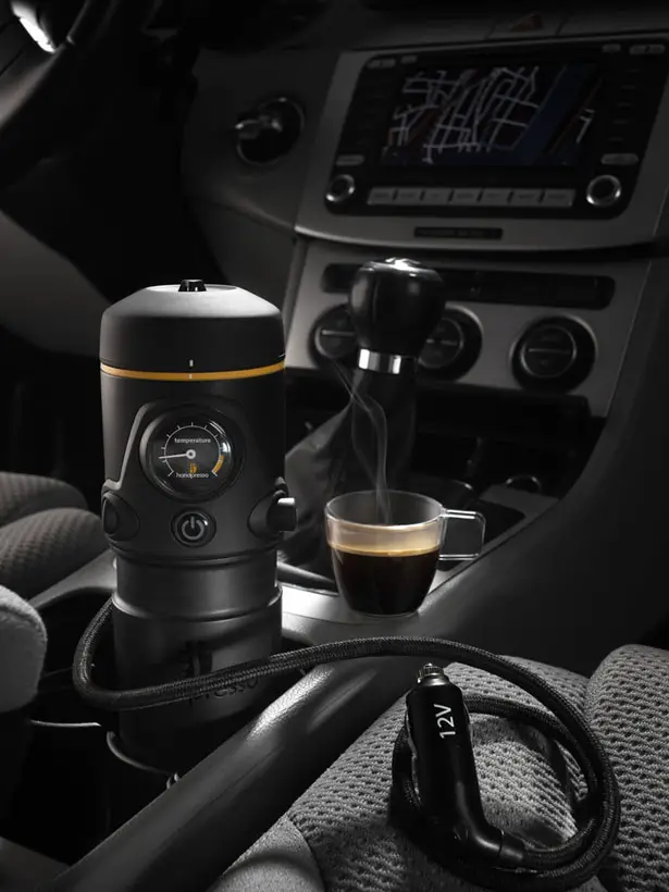 Handpresso Auto E.S.E : An Espresso Machine for Your Car