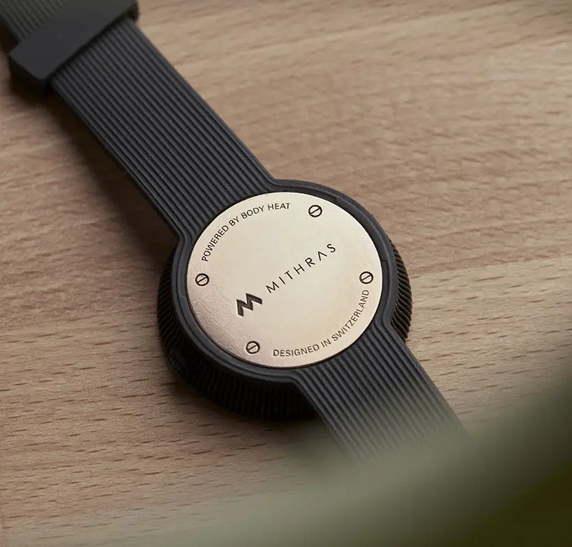 Heat-Sync Thermoelectric Energy Watch by Grace Kayin