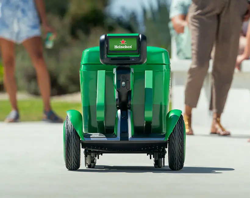 Heineken B.O.T. - A Heineken Robot Cooler That Follows You