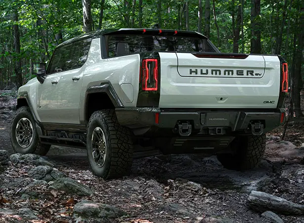 Hummer EV - All-Electric Supertruck Conquers Off-Road with Extraordinary Confidence