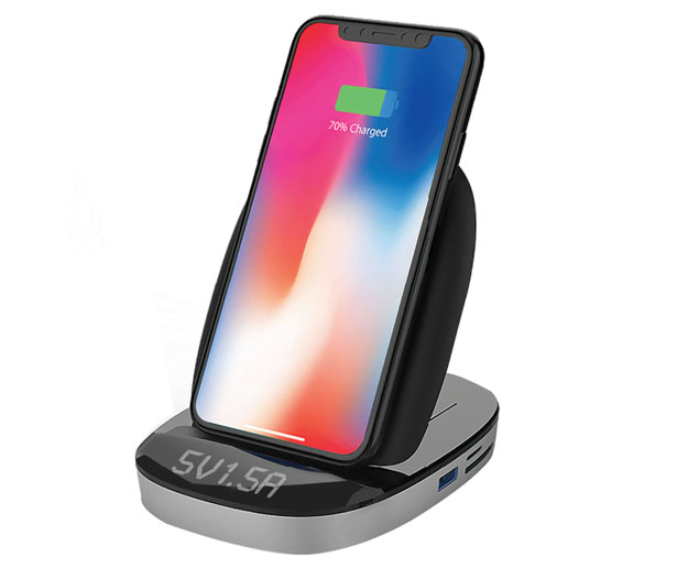 HyperDrive USB-C Hub + 7.5W Qi Wireless Charger iPhone Stand