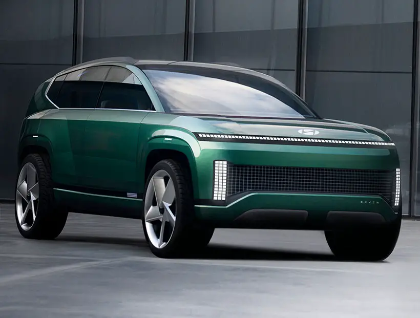 Futuristic Hyundai IONIQ Seven Concept