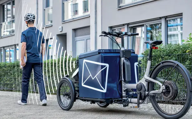 IAV Smart Cargo Bike and Mobility Platform Follow You Everywhere