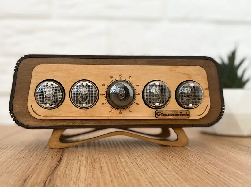 Retrofuturism In-4 Nixie Tubes Clock by GreenWichStore