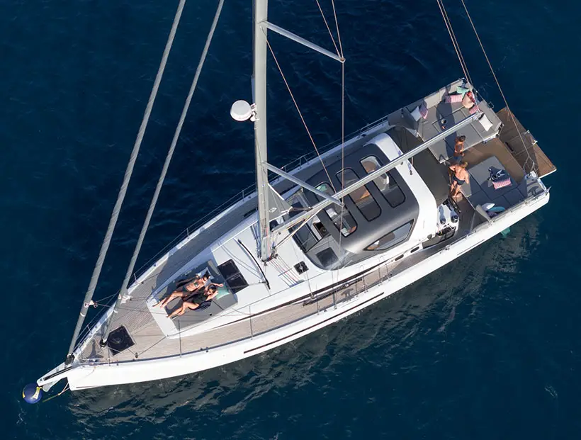 Jeanneau Yachts 55 Sailboat