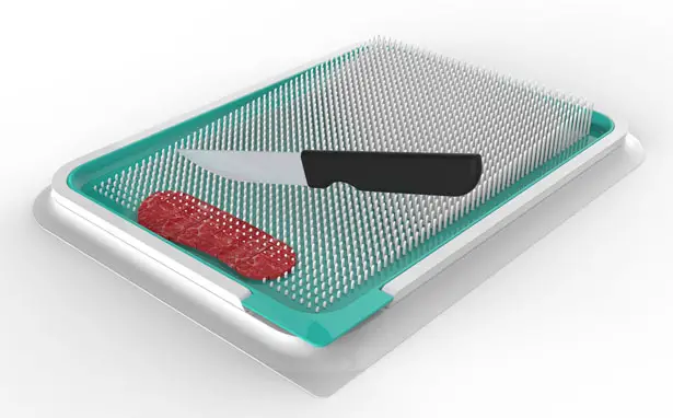 Jez : Vacuum Plastic Spread Board with Spikes by Snežana Jeremić