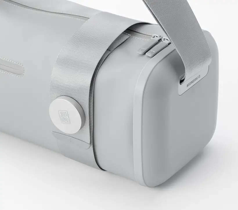 Jollying Messenger Bag by Ponti Design Studio