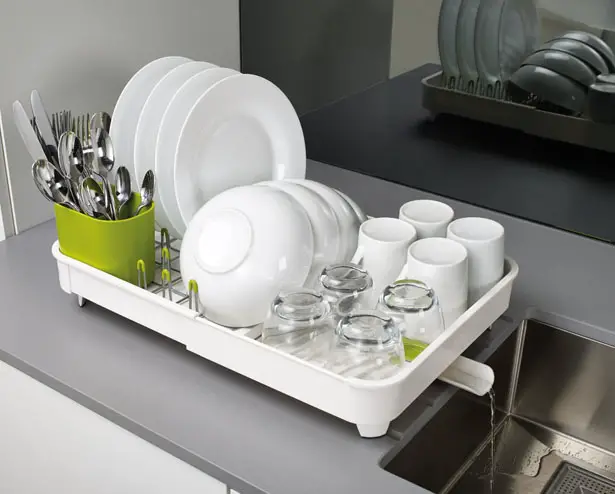 When You Need a Tiny Dish Rack for a Tiny Kitchen