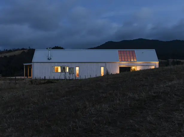 Karangahake House Built in Four Days by Make Architects